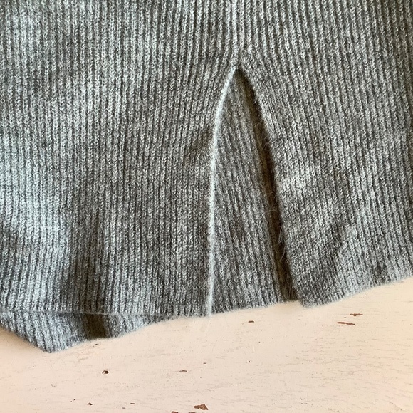 LOFT light green 1/4 zip mock neck ribbed sweater Large - Picture 8 of 9